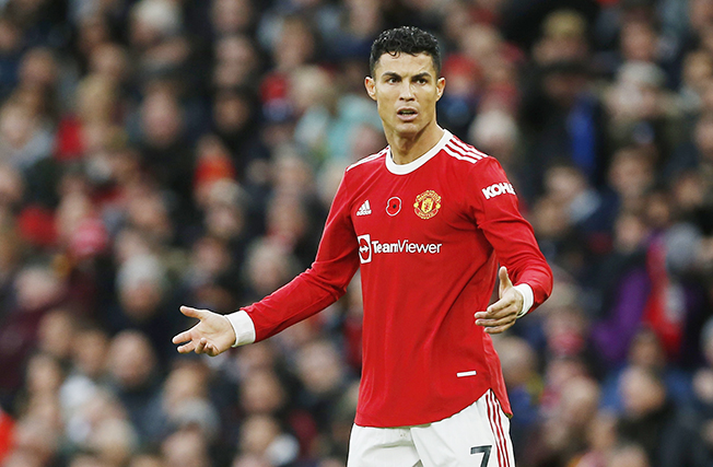 2021-11-06T130045Z_1314634917_UP1EHB6105747_RTRMADP_3_SOCCER-ENGLAND-MUN-MCI-REPORT.jpg
