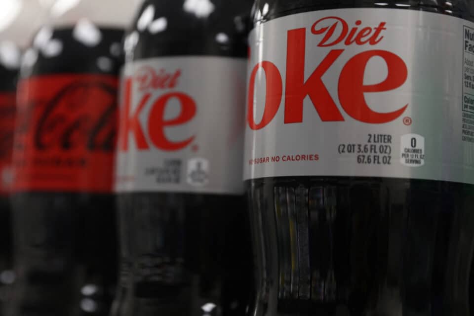 2023-06-29T060142Z_688651583_RC2HS1A0C9KC_RTRMADP_3_HEALTH-WHO-ASPARTAME-960x640.jpg