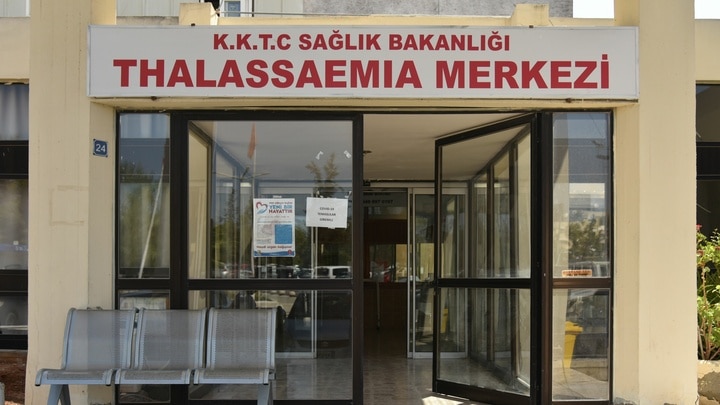23822yNUTCHpY_thalassaemia-merkezi-cigdem-besevlerli-roportaj-1-so.jpg