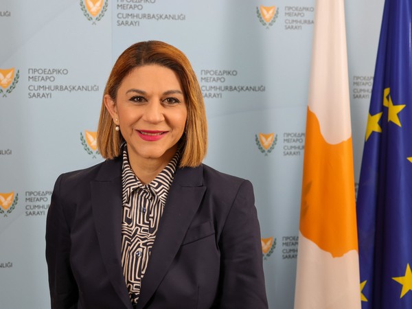 37697.jpg