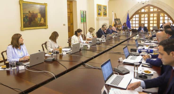 cabinet.jpg