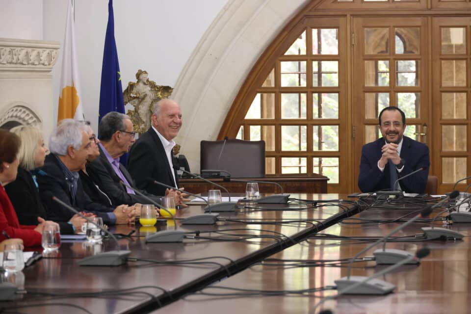 Christodoulides-Mayor-and-Municipal-Council-of-Morfou-3-960x640.jpg