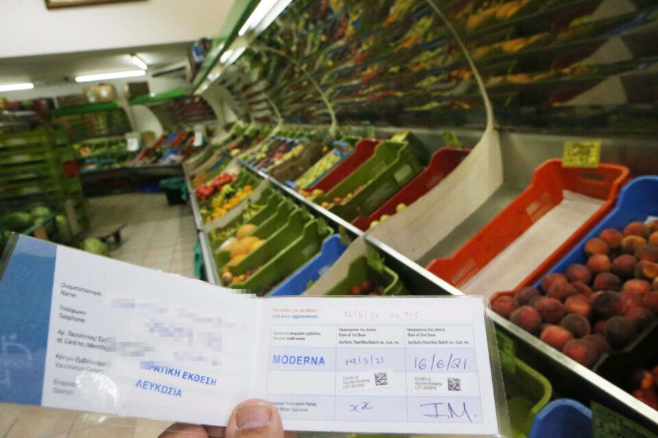 comment-theo-Greengrocer-fined-4000-euros-for-not-checking-SafePasses-earlier-this-month.jpg