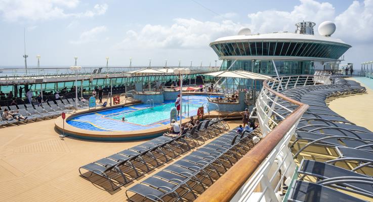 cyprus-business-now-cruise-cruises-tourism-shipping-royal-carribean.jpg