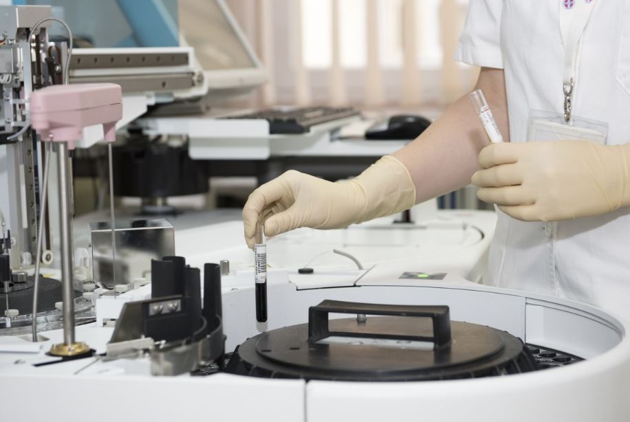 cyprus-business-now-research-and-development-lab-laboratory-science.jpg