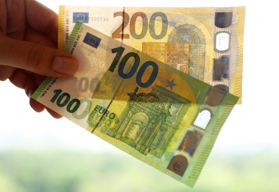 germany-economy-euro-notes-money-finance-EU-ECB-960x662.jpg