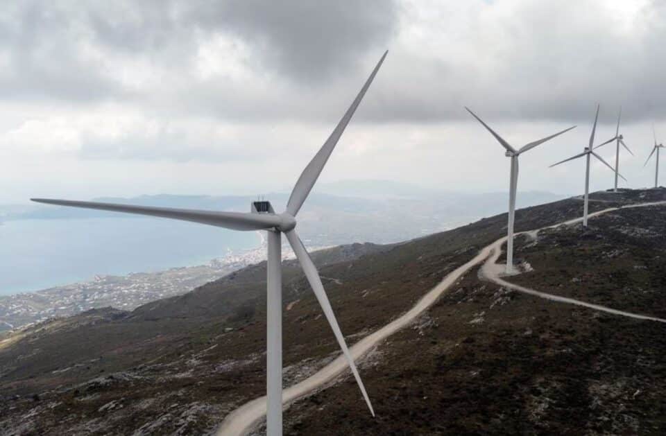 green-energy-renewable-wind-farm-sustainability-960x629.jpg