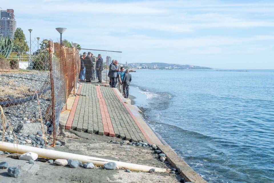 House-energy-committee-Agios-Athanasios-and-the-coastal-promenade-of-Agios-Tychonas-960x641.jpg