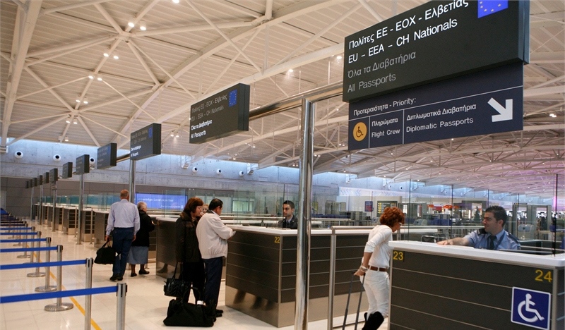 larnaca-airport.jpg