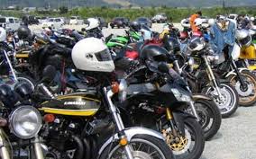 motosikletistes.jpg