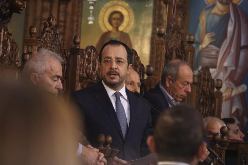 nik-960x640.jpg