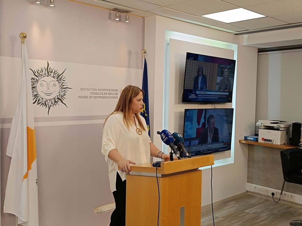 ombudswoman-budget-debate-960x720.jpg