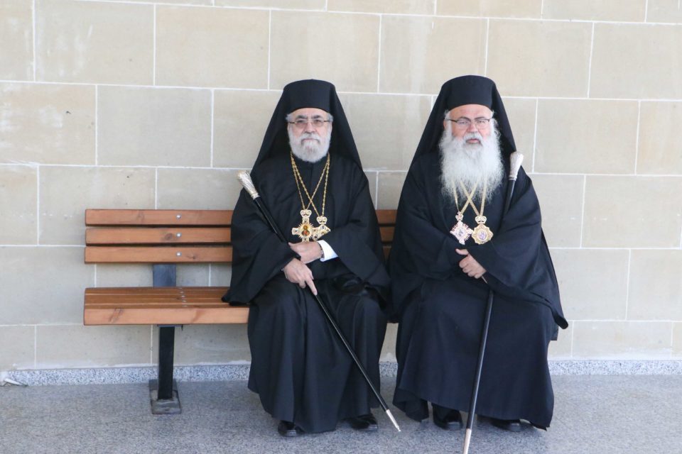 Outgoing-Bishop-Chrysostomos-Kition-left-with-Bishop-Georgios-of-Paphos-960x640.jpg