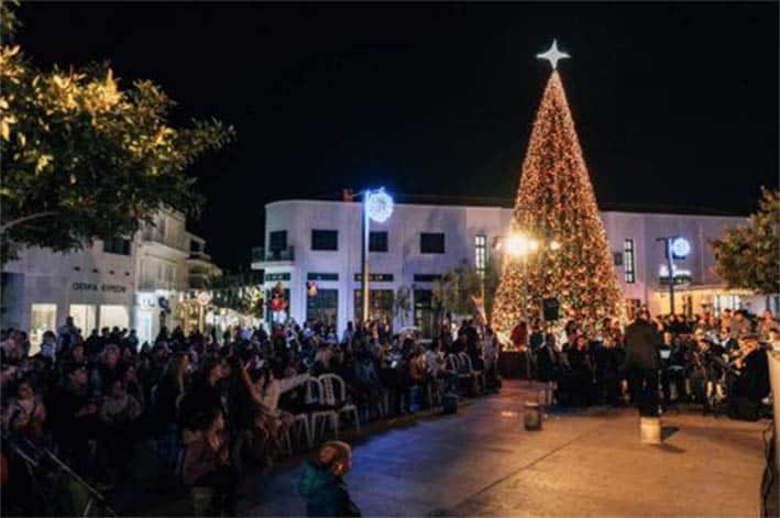 Paphos-Christmas-tree.jpg