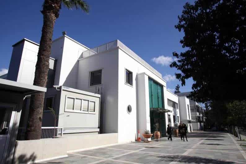Parliament-building.jpg