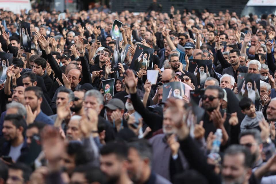 People-gather-to-mourn-the-death-of-the-late-Irans-President-Ebrahim-Raisi-in-Tehran-960x640.jpg
