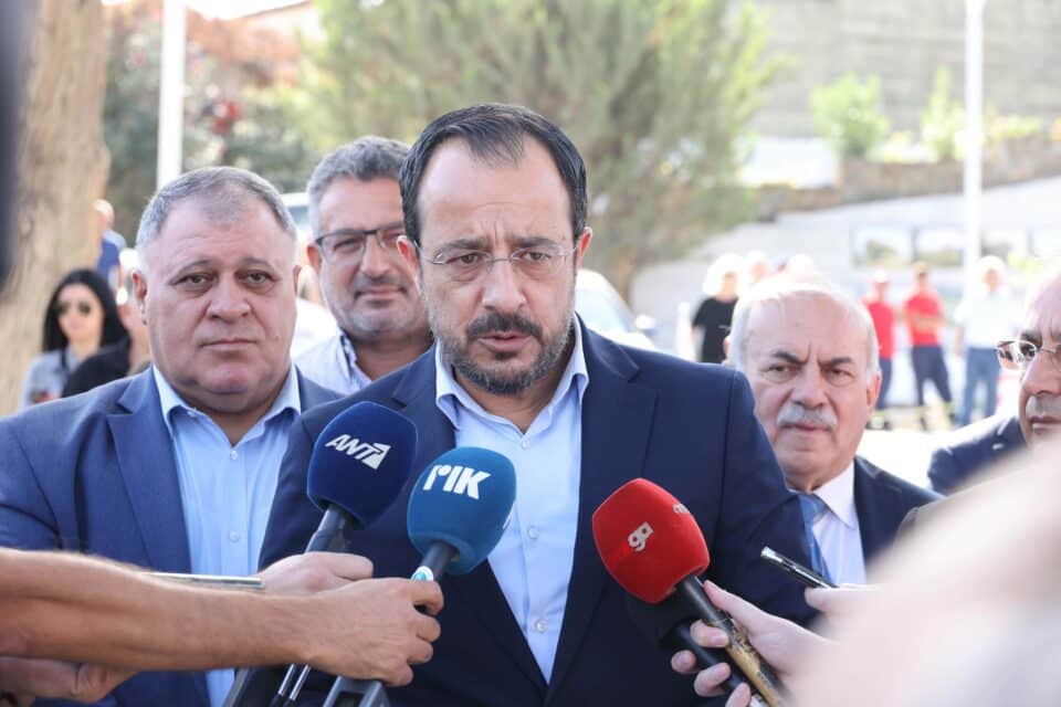 president-christodoulides-in-korakou-960x640.jpg
