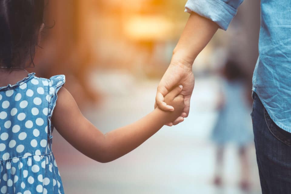 single-parent-960x640.jpg