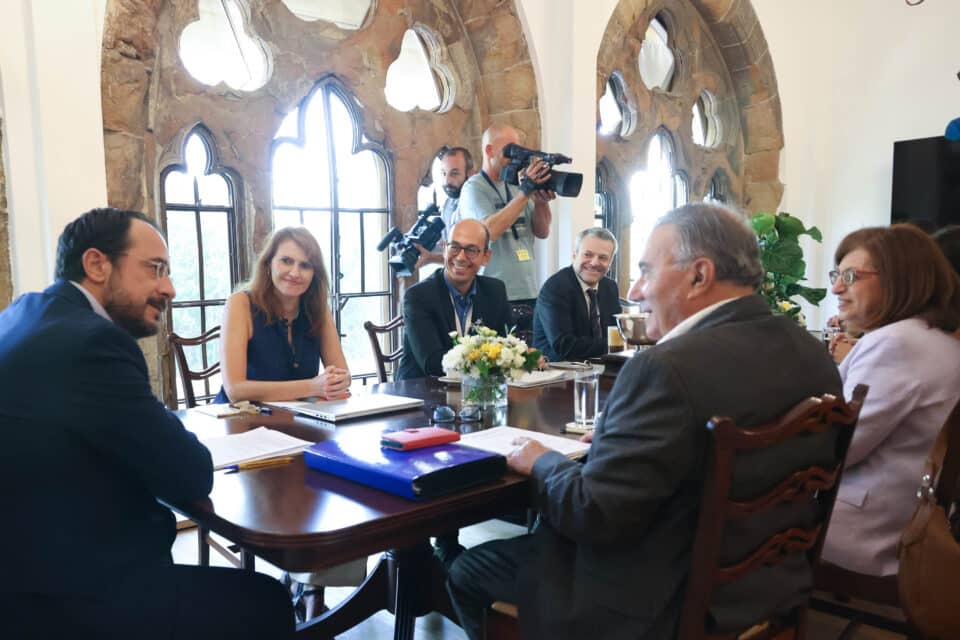 advisory-council-960x640.jpg