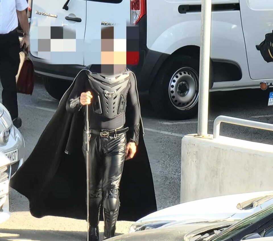 Batman-pic-1-960x848.jpg
