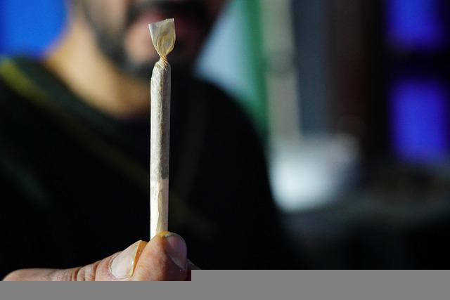 Cannabis-joint.jpg