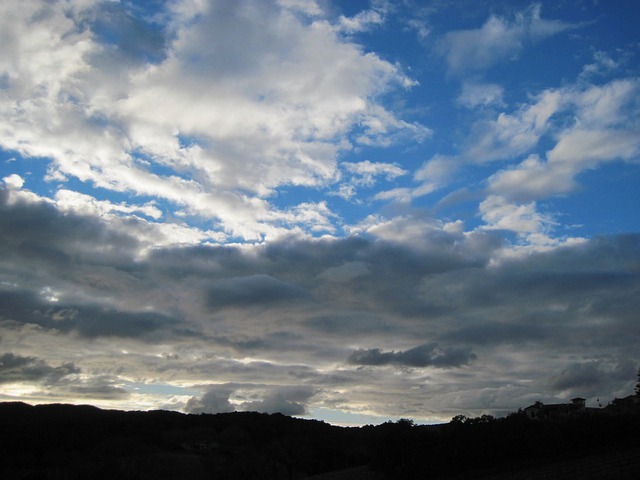clouds.jpg