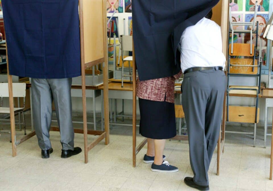 comment-christos-The-rejectionist-candidates-are-offering-voters-a-napalm-bomb-in-a-gift-box-9...jpg