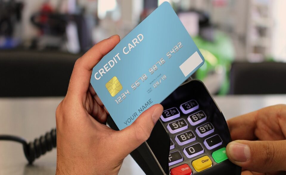 credit-card-shopping-960x590.jpg