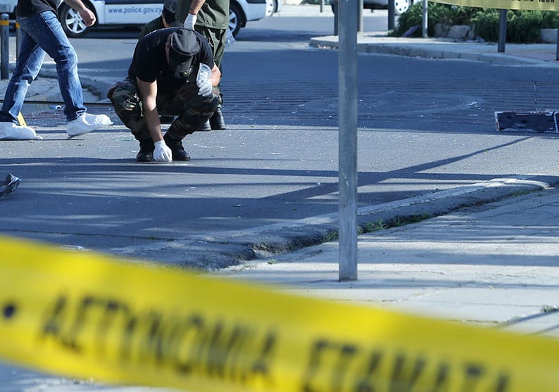 crime-scene-stop-03.jpg