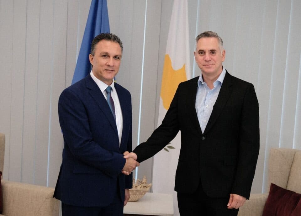 Defence-minister-Giorgallas-DIKO-Papadopoulos-960x689.jpg