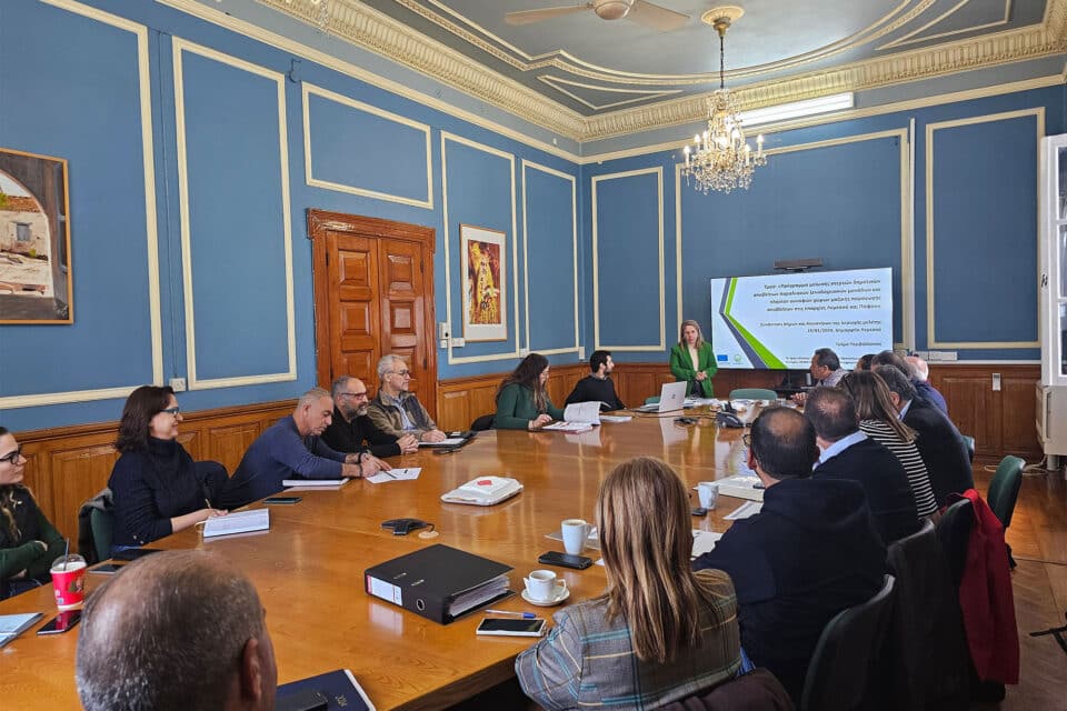 Department-of-Environment-Agreement-Paper-compressors-960x640.jpg
