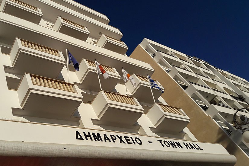 dimarxio-larnakas.jpg