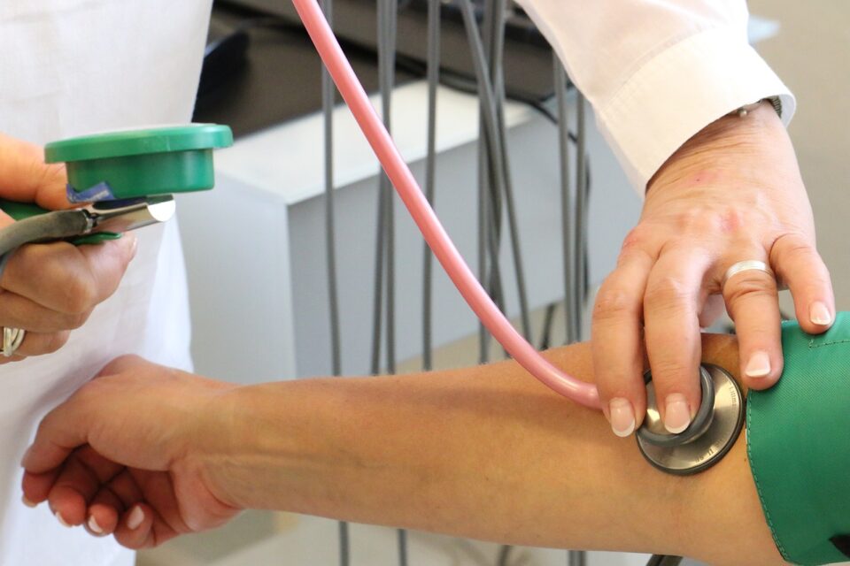 doctor-4303020_1280-960x640.jpg