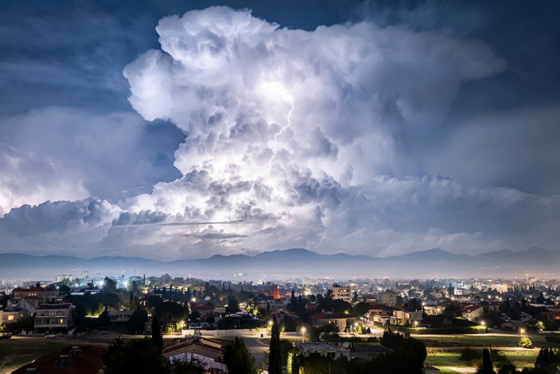 feature-storm1.jpg