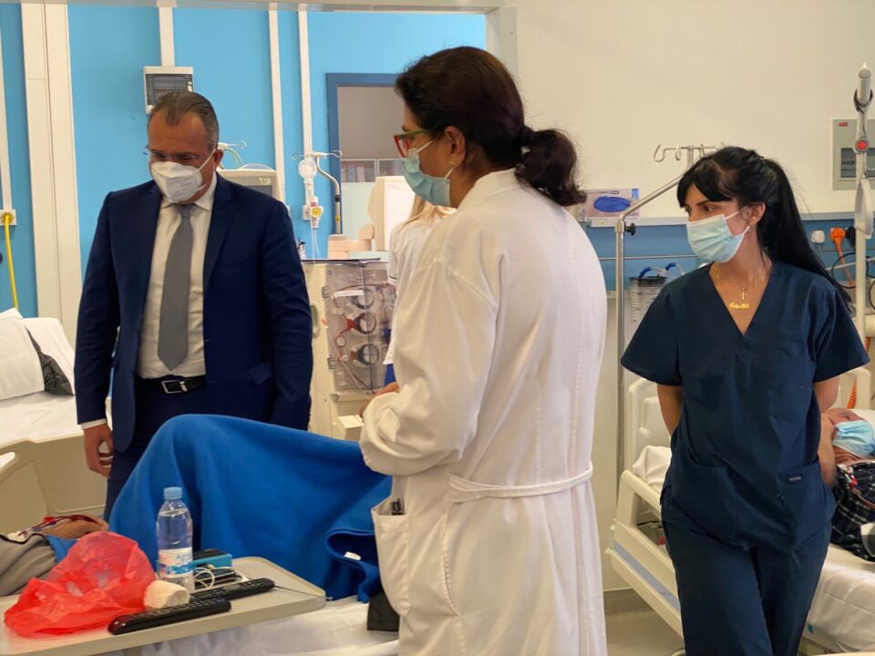 hadjipantelas-at-famgusta-hospital-960x720.jpg