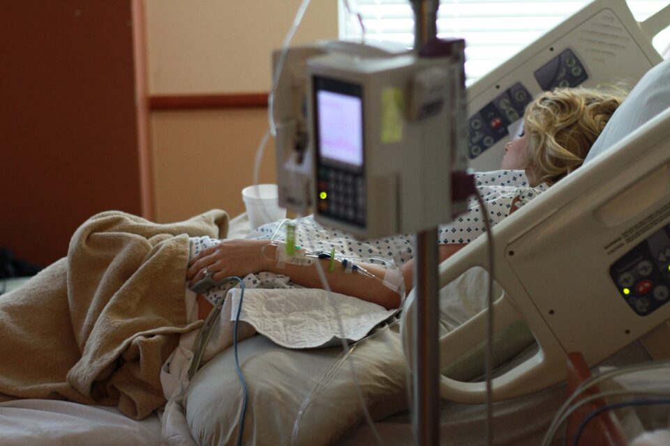 hospital-840135_1280-960x640.jpg