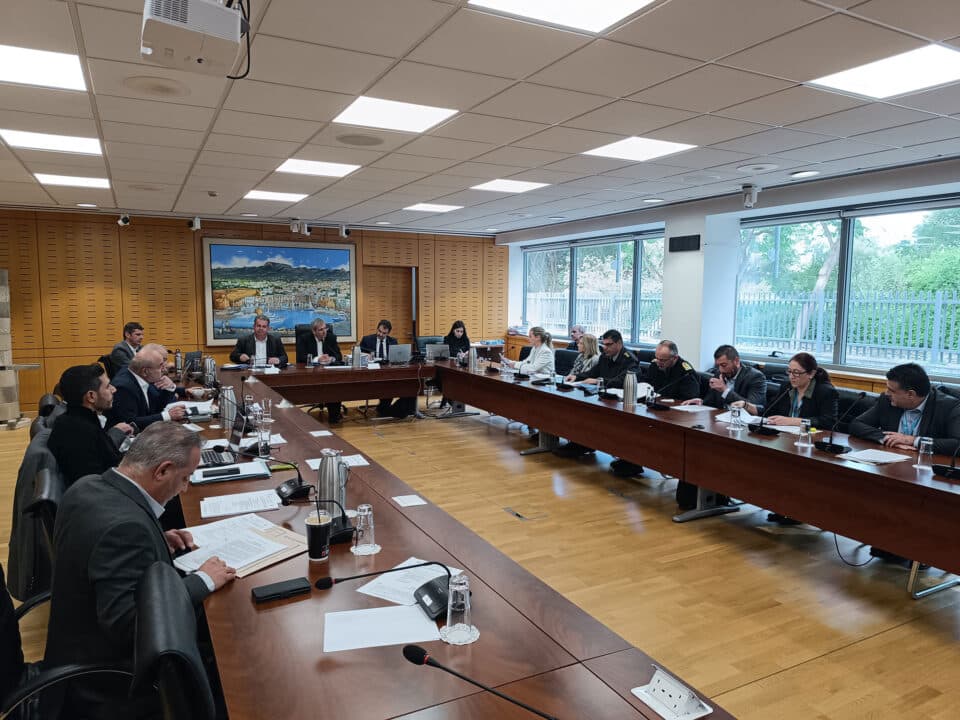 House-transport-committee-960x720.jpg