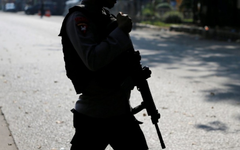 indonesia-police-2-1024x685-1.jpg