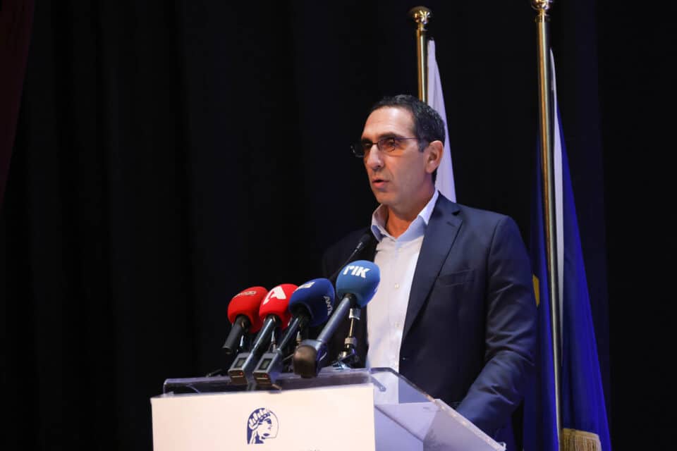 interior-minister-ioannou-960x640.jpg