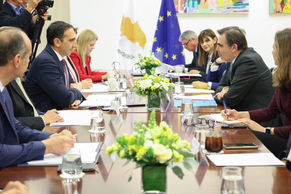 Ioannou-in-a-meeting-with-the-Vice-President-of-the-European-Commission-Margaritis-Schinas-960...jpg