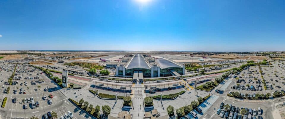 Larnaka-Airport-960x402.jpeg