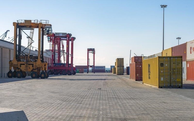 limanilemesoucontainer.jpg