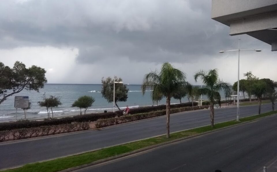 limassol-coast-line-cyprus-business-now-3-stormy-clouds-960x595.jpg