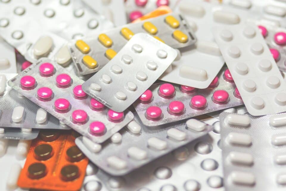 medications-1853400_1280-960x640.jpg