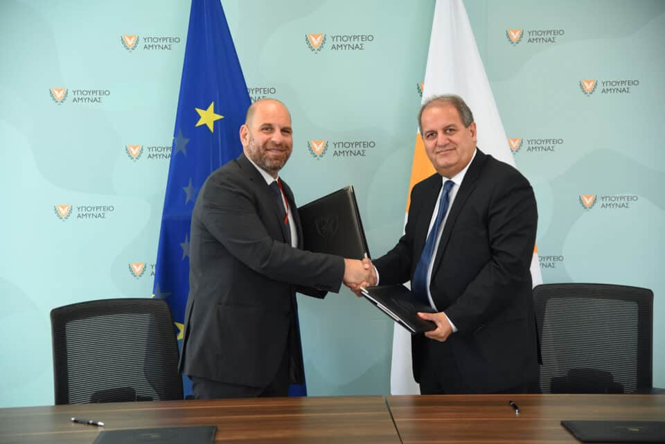 MoU-Director-General-of-the-Ministry-of-Defense-American-University-of-Cyprus-960x641.jpg