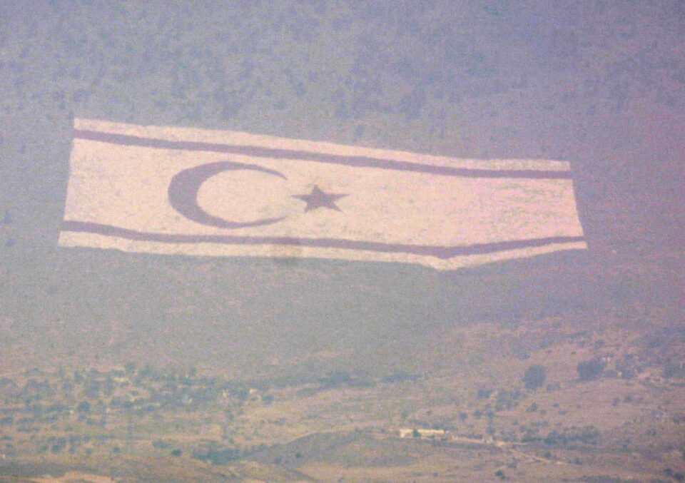 north-cyprus-flag-960x677.jpg