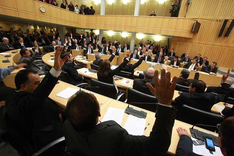 our-view-Parliament-voting-against-the-first-version-of-the-haircut-on-March-19-2013.jpg