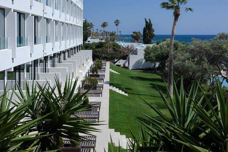 paphos-hotel-unemployed-cyprus-business-now-mail.jpg