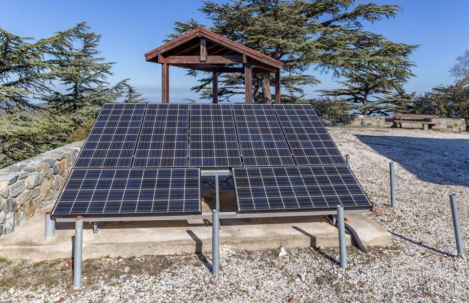 Solar-panels-and-a-tourist-shelter-on-the-top-of-Mt-Tripylos-Troodos-Mountains-Cyprus-960x621.jpg