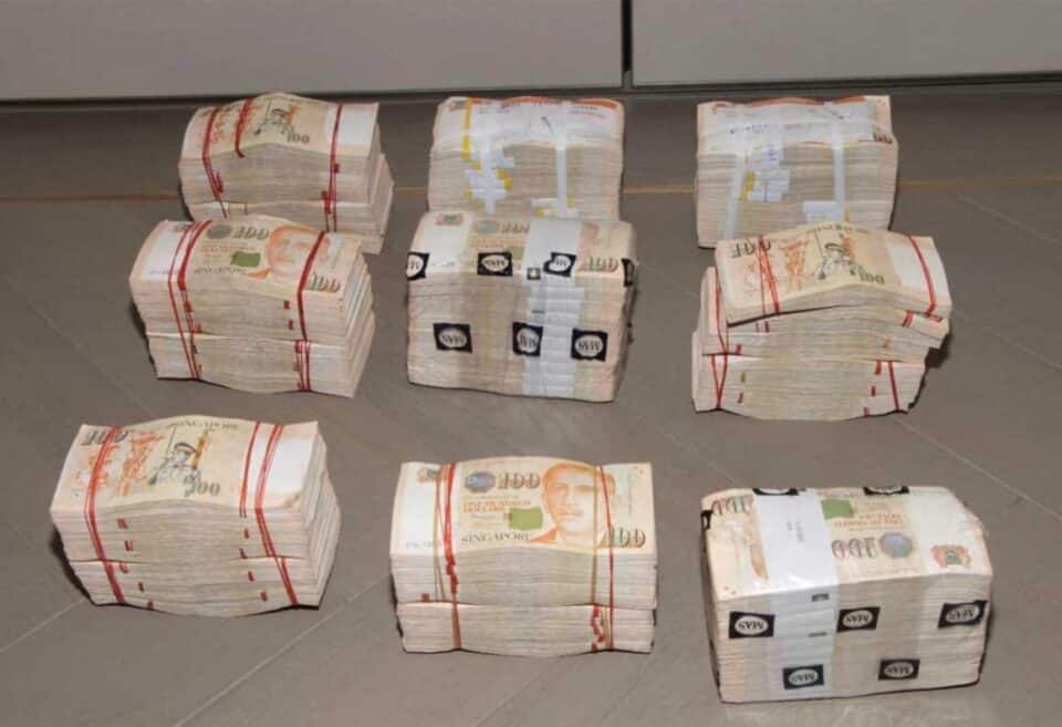 WEBB-banknotes-seized-during-a-police-raid-in-Singapore-960x657.jpg